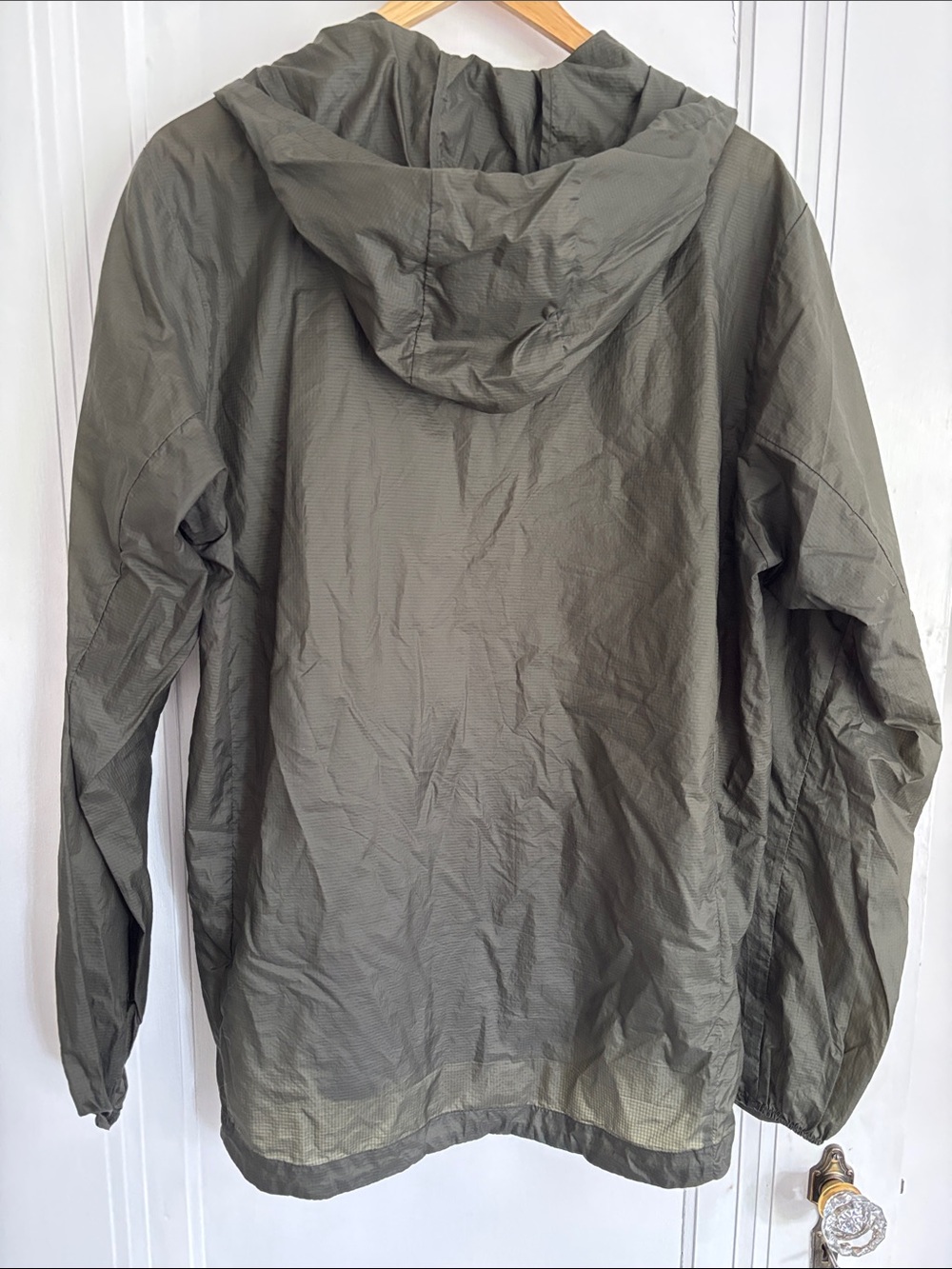 Patagonia Men’s Houdini Lightweight Jacket - Green - Picture 3 of 3